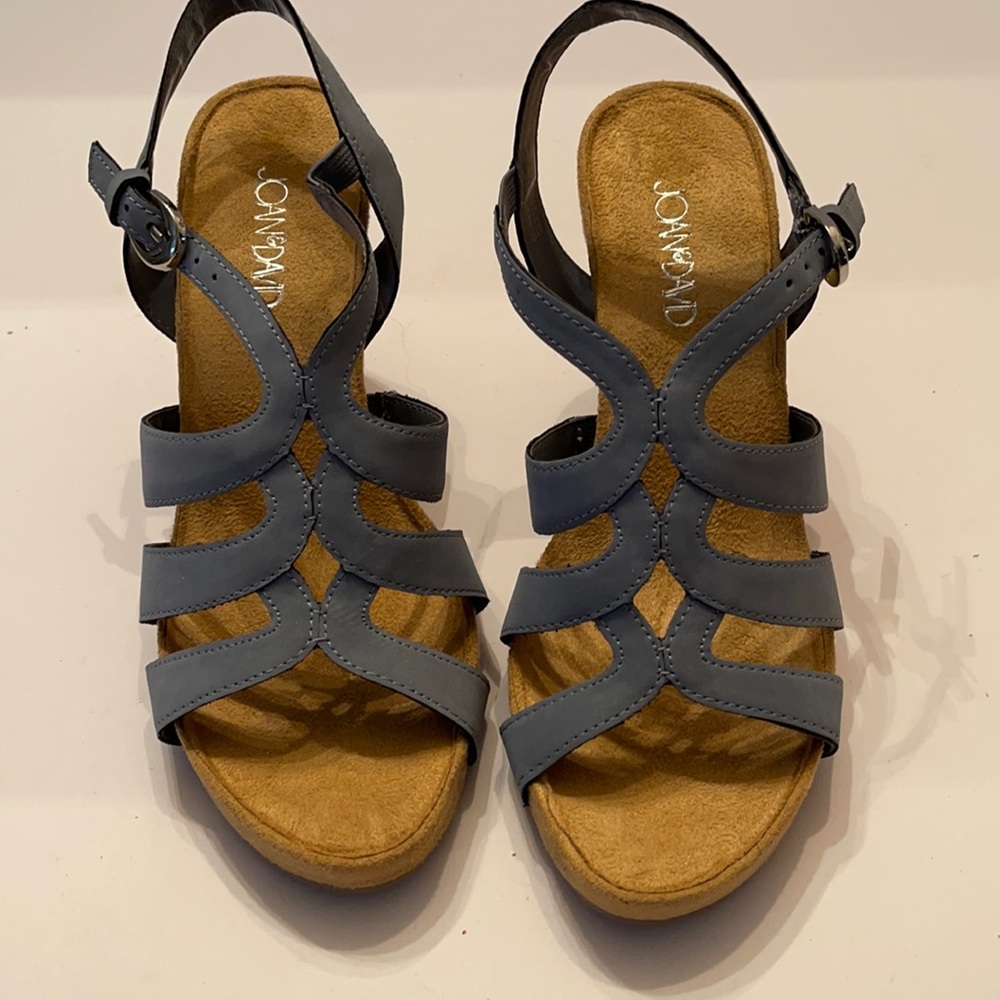 Sandal